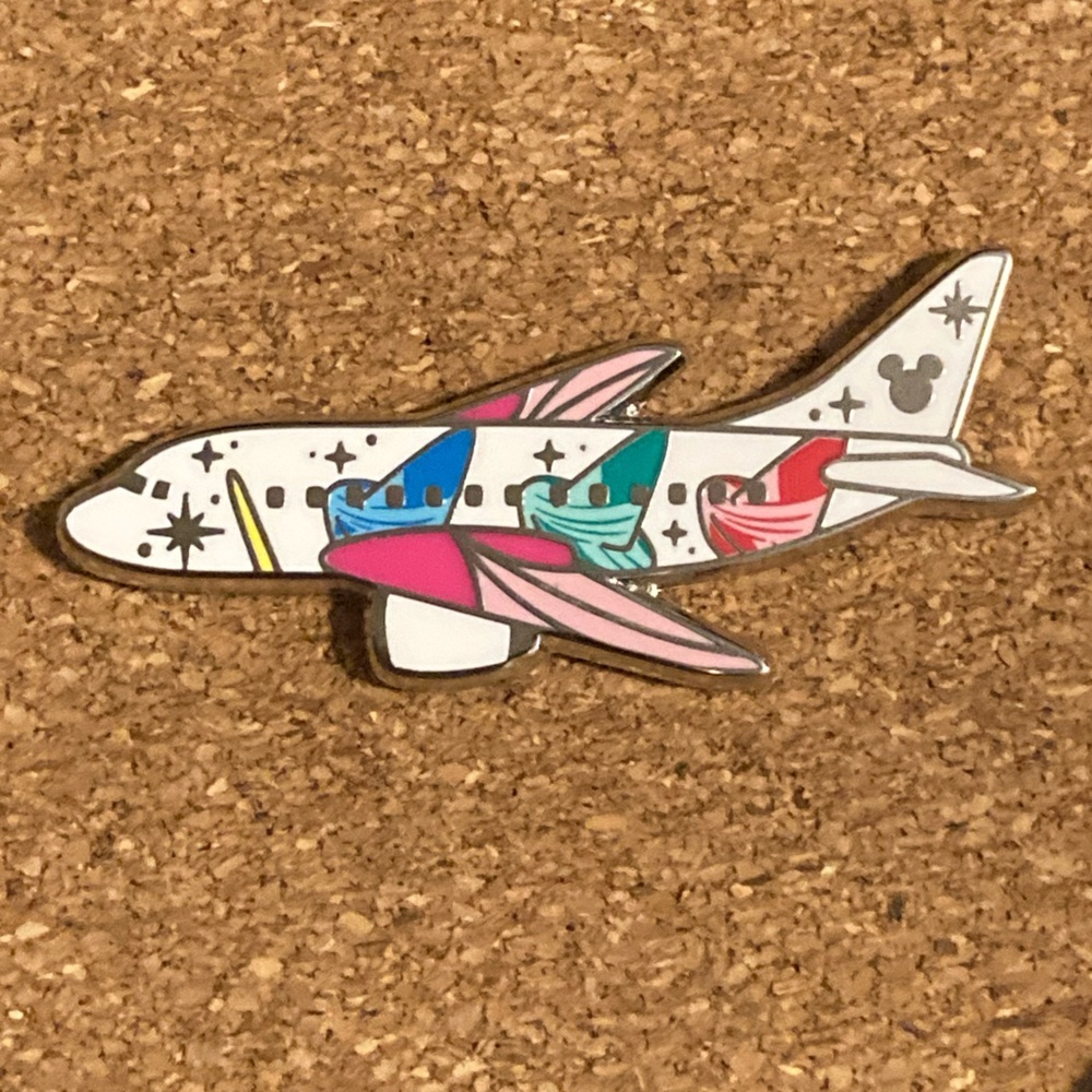 Disney Parks Hidden Disney Mystery Pouch  3 Fairies Airplane Pin.